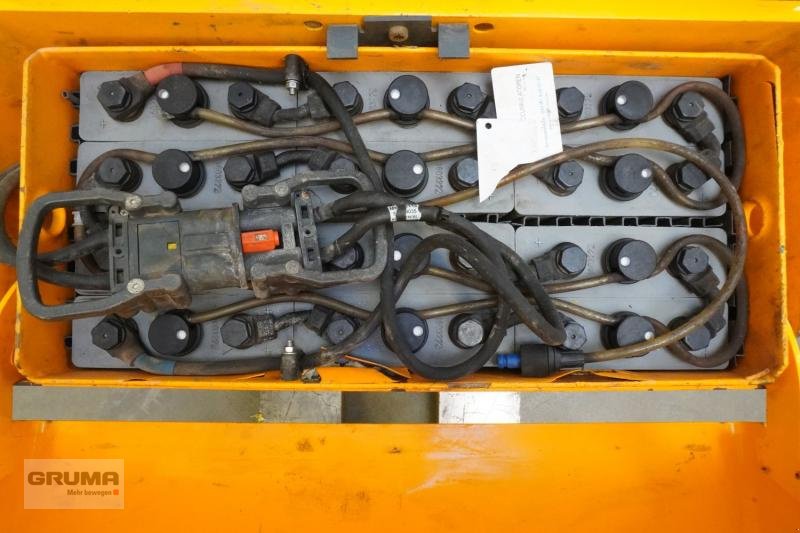 Niederhubwagen of the type Jungheinrich ERE225, Gebrauchtmaschine in Friedberg-Derching (Picture 5)