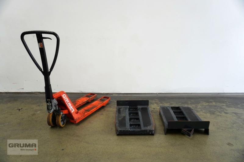 Niederhubwagen des Typs Linde M 23, Gebrauchtmaschine in Friedberg-Derching (Bild 1)