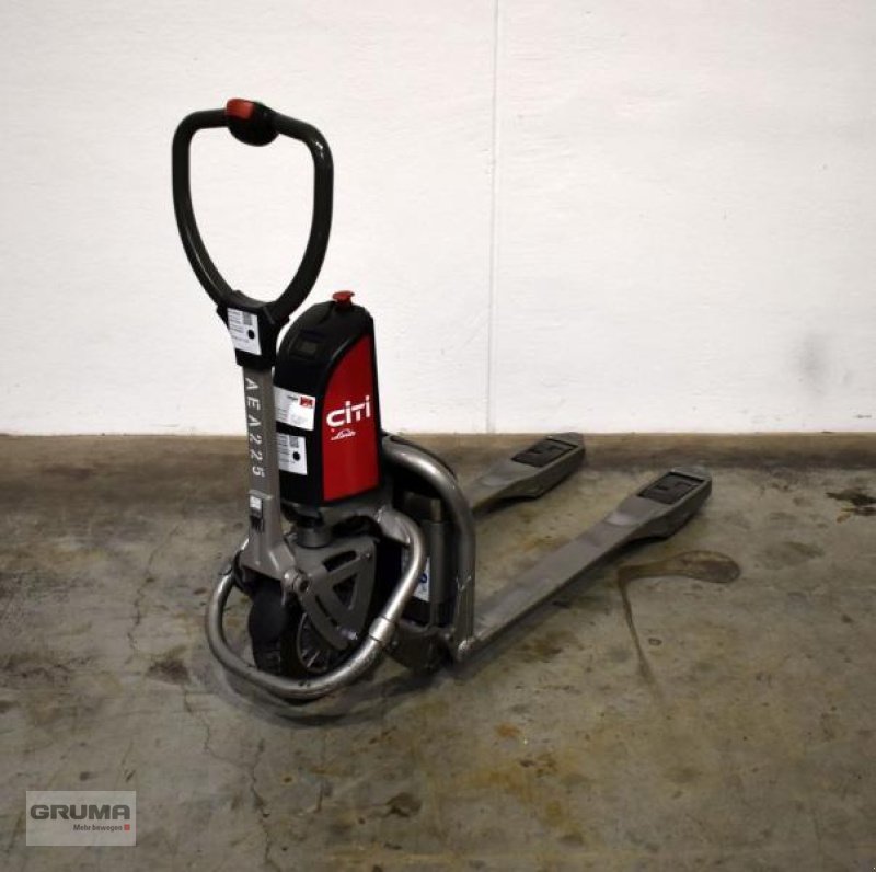 Niederhubwagen des Typs Linde T 05 CITI One 1130, Gebrauchtmaschine in Friedberg-Derching (Bild 1)