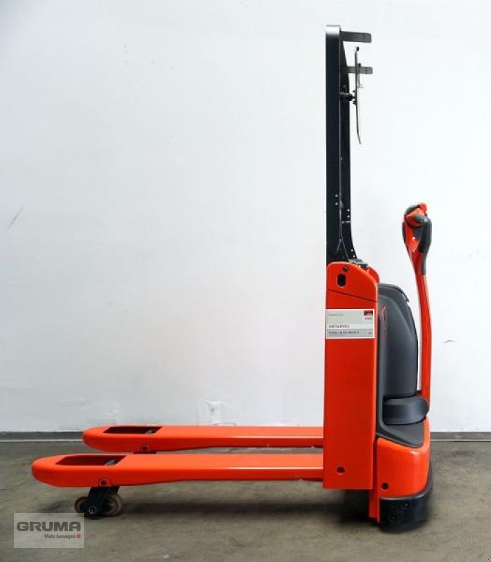 Niederhubwagen des Typs Linde T 14 ION 1155-00, Gebrauchtmaschine in Friedberg-Derching (Bild 6)