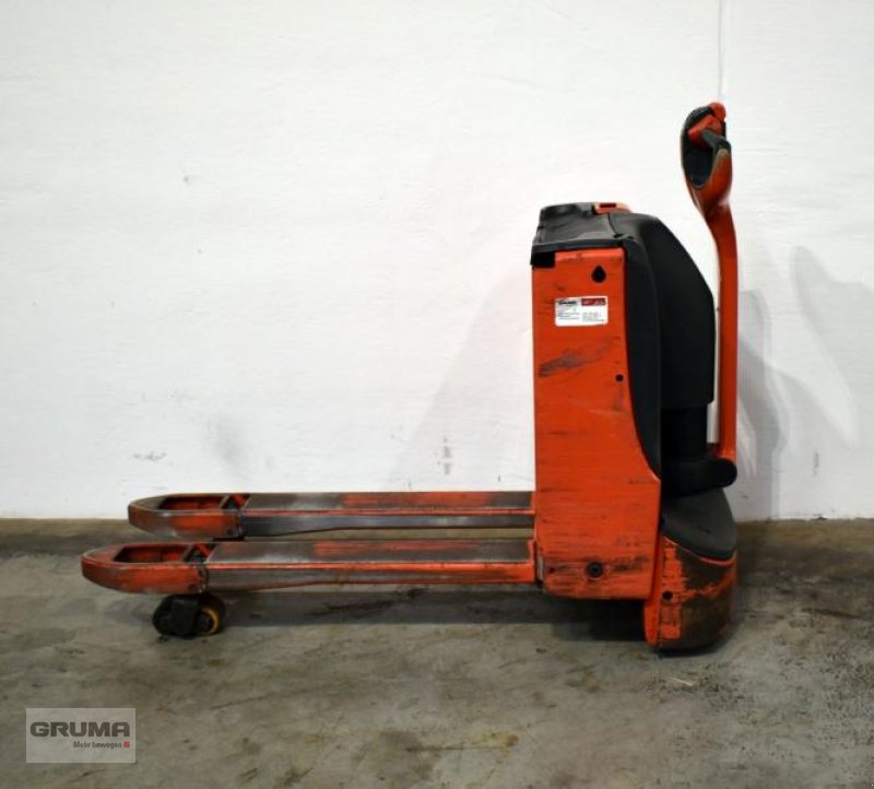 Niederhubwagen des Typs Linde T 16 1152, Gebrauchtmaschine in Friedberg-Derching (Bild 3)