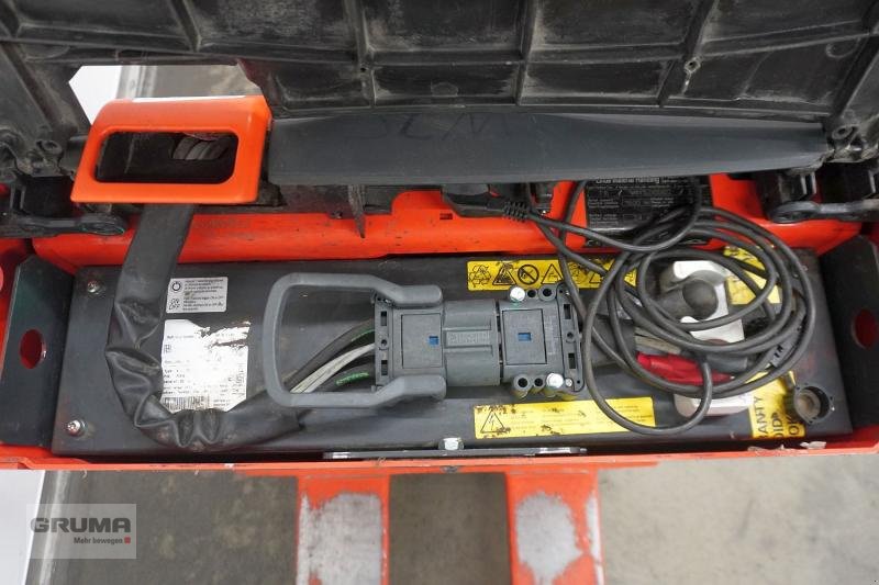 Niederhubwagen des Typs Linde T 16 ION 1152, Gebrauchtmaschine in Friedberg-Derching (Bild 4)