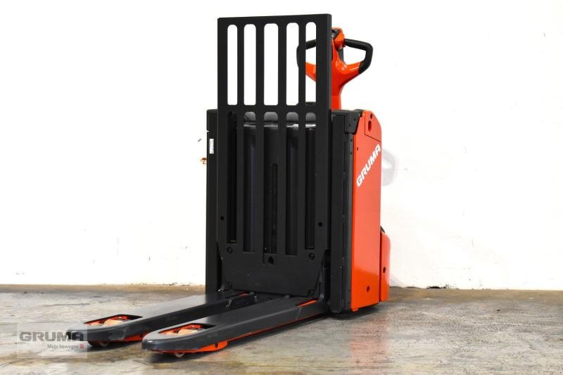 Niederhubwagen des Typs Linde T 16 L ION 1155-00, Gebrauchtmaschine in Friedberg-Derching (Bild 3)