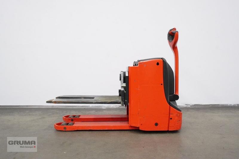 Niederhubwagen des Typs Linde T 20 1152, Gebrauchtmaschine in Friedberg-Derching (Bild 3)