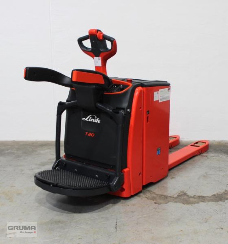 Niederhubwagen des Typs Linde T 20 AP 1153-02, Gebrauchtmaschine in Friedberg-Derching (Bild 2)