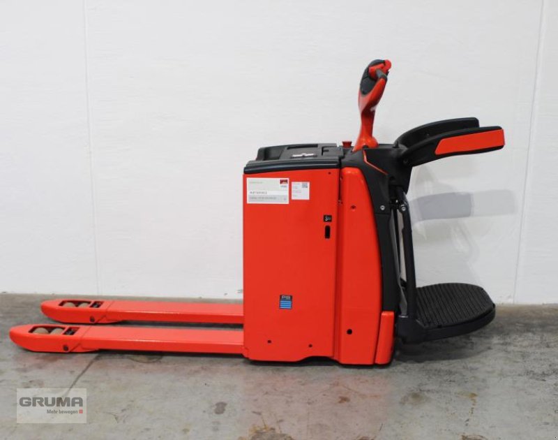 Niederhubwagen des Typs Linde T 20 AP 1153-02, Gebrauchtmaschine in Friedberg-Derching (Bild 5)