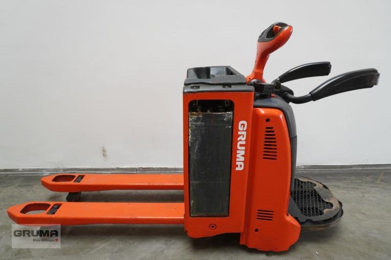 Niederhubwagen van het type Linde T 20 AP 131, Gebrauchtmaschine in Friedberg-Derching (Foto 4)