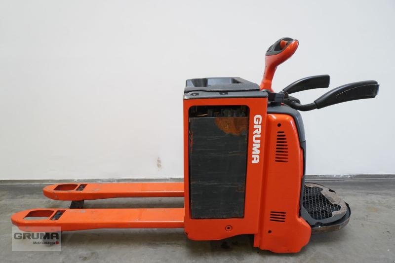 Niederhubwagen van het type Linde T 20 AP 131, Gebrauchtmaschine in Friedberg-Derching (Foto 4)