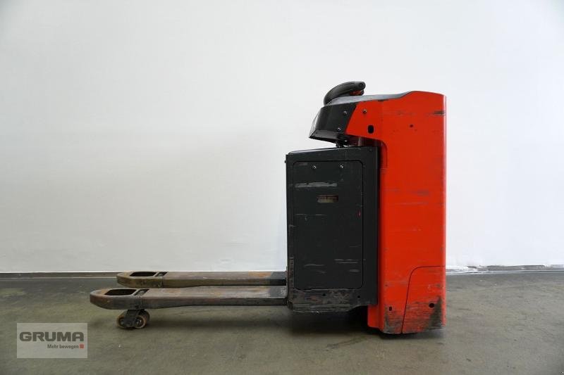 Niederhubwagen des Typs Linde T 20 SF 1154, Gebrauchtmaschine in Friedberg-Derching (Bild 4)