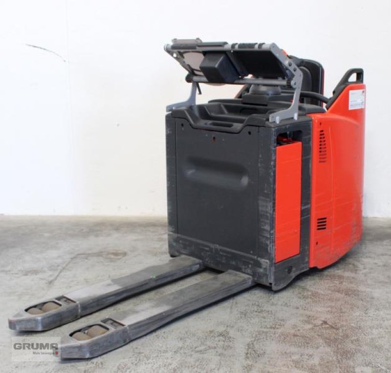 Niederhubwagen des Typs Linde T 20 SP 131-08, Gebrauchtmaschine in Friedberg-Derching (Bild 2)