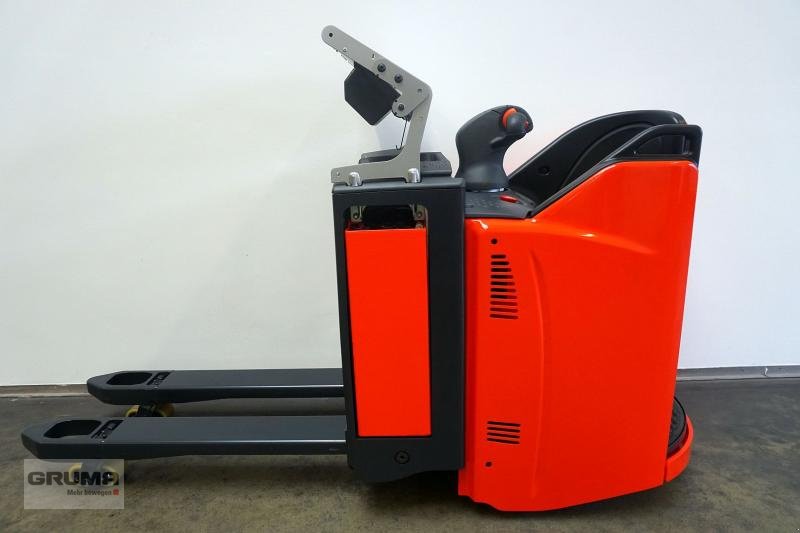 Niederhubwagen Türe ait Linde T 20 SP 131-08, Gebrauchtmaschine içinde Friedberg-Derching (resim 3)