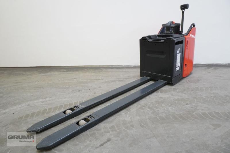 Niederhubwagen van het type Linde T 20 SP 131, Gebrauchtmaschine in Friedberg-Derching (Foto 2)