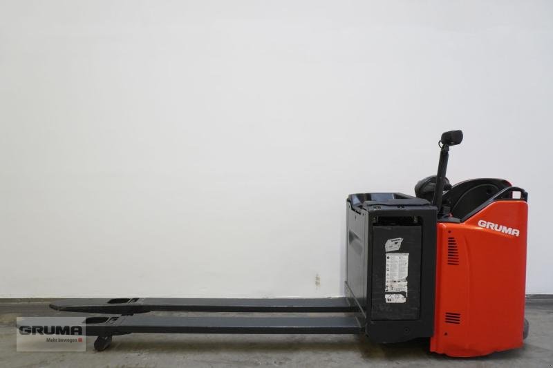 Niederhubwagen van het type Linde T 20 SP 131, Gebrauchtmaschine in Friedberg-Derching (Foto 4)