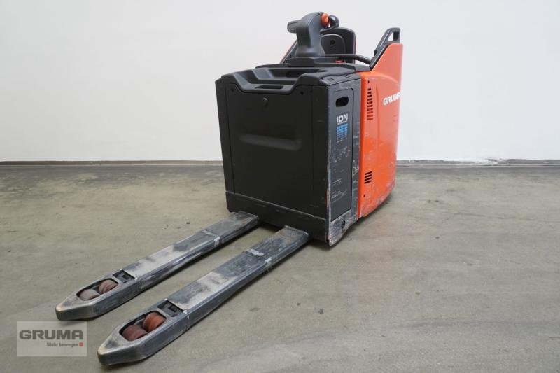 Niederhubwagen tip Linde T 20 SP ION 131-08, Gebrauchtmaschine in Friedberg-Derching (Poză 2)