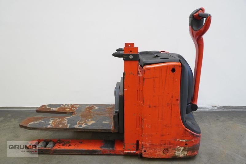 Niederhubwagen типа Linde T 28 L 1152, Gebrauchtmaschine в Friedberg-Derching (Фотография 3)