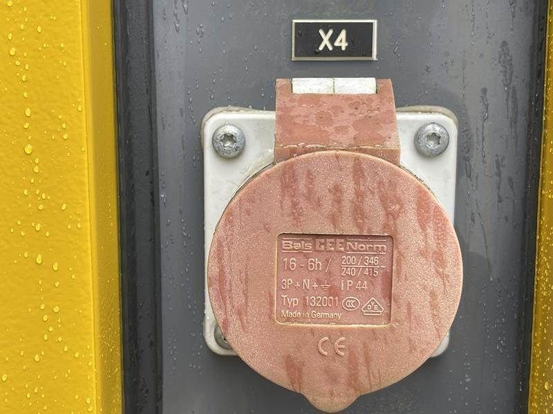 Notstromaggregat от тип Atlas Copco QAS 14 KD, Gebrauchtmaschine в Waregem (Снимка 7)