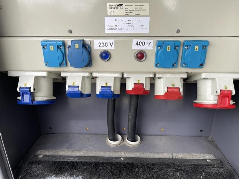 Notstromaggregat типа Atlas Copco QAS 30, Gebrauchtmaschine в Waregem (Фотография 7)