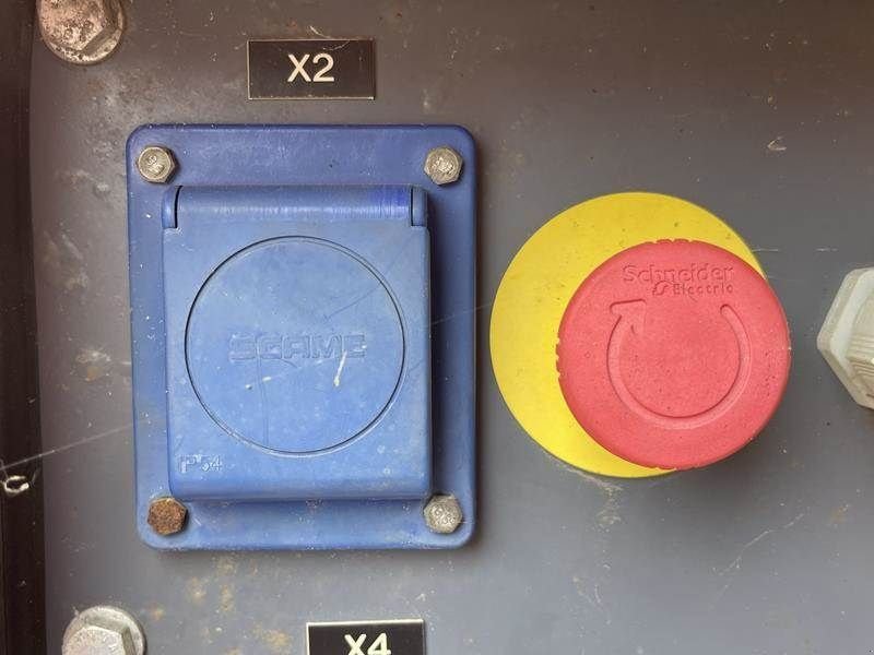 Notstromaggregat типа Atlas Copco QAS 325 VD, Gebrauchtmaschine в Waregem (Фотография 7)