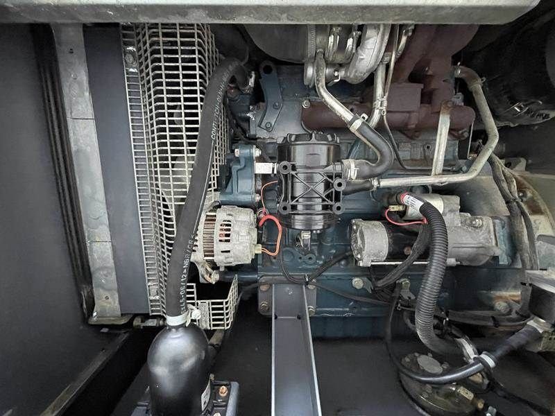 Notstromaggregat от тип Atlas Copco QAS 40, Gebrauchtmaschine в Waregem (Снимка 8)