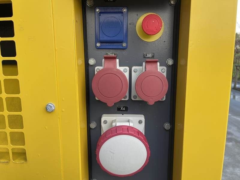 Notstromaggregat of the type Atlas Copco QAS 60, Gebrauchtmaschine in Waregem (Picture 10)