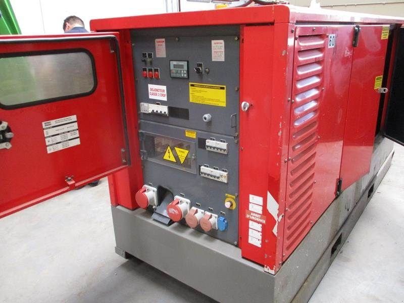 Notstromaggregat типа Atlas Copco QAS 60, Gebrauchtmaschine в Waregem (Фотография 2)