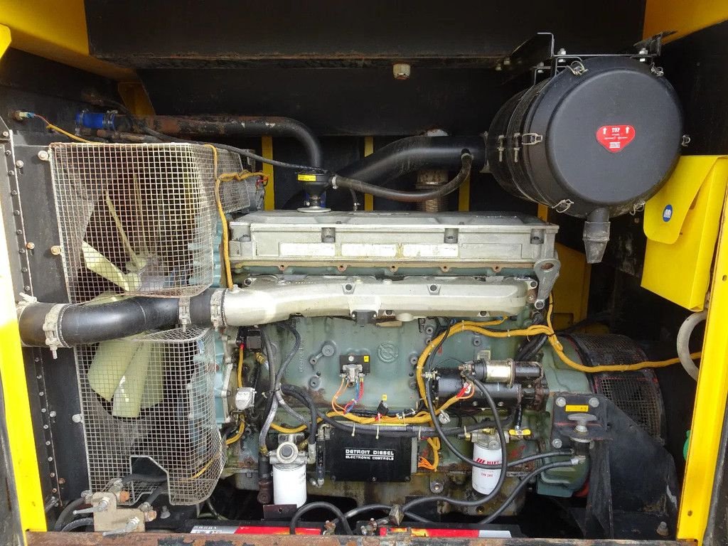 Notstromaggregat типа Atlas Copco QAS338, Gebrauchtmaschine в Zutphen (Фотография 10)