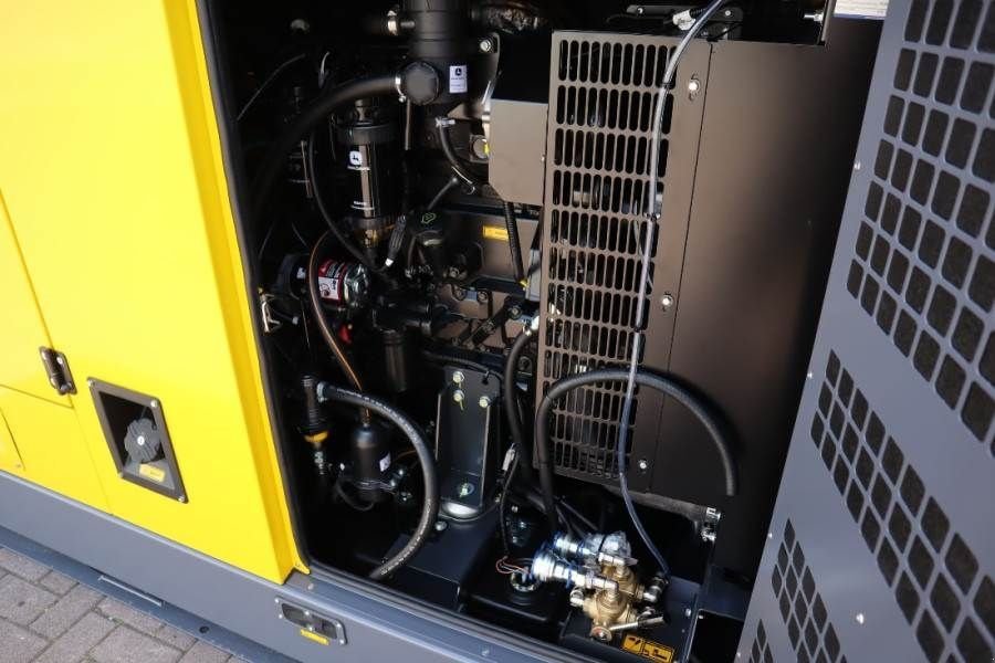 Notstromaggregat от тип Atlas Copco QES 105 JD ST3 Valid inspection, *Guarantee! Diese, Gebrauchtmaschine в Groenlo (Снимка 11)