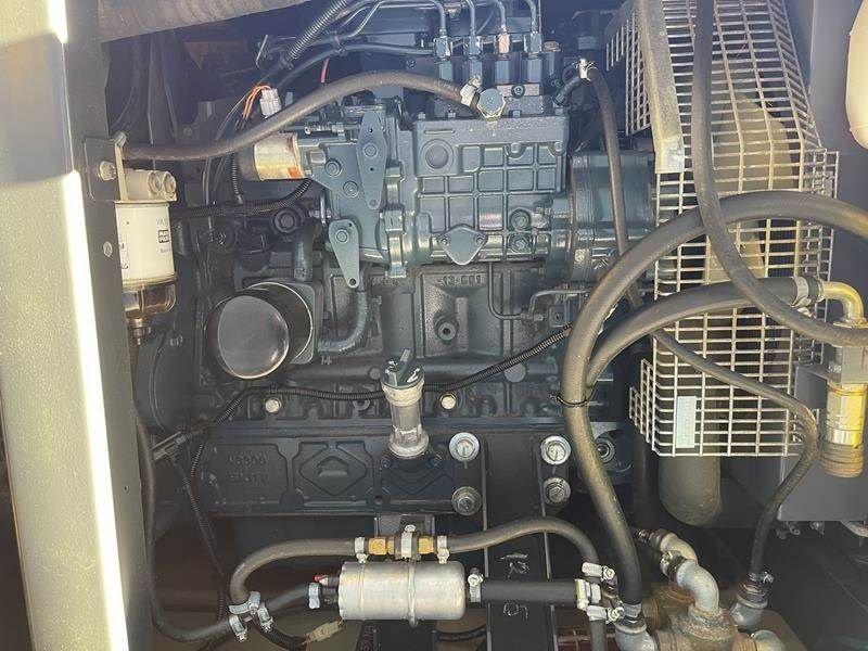 Notstromaggregat of the type Atlas Copco QES 40, Gebrauchtmaschine in Waregem (Picture 4)