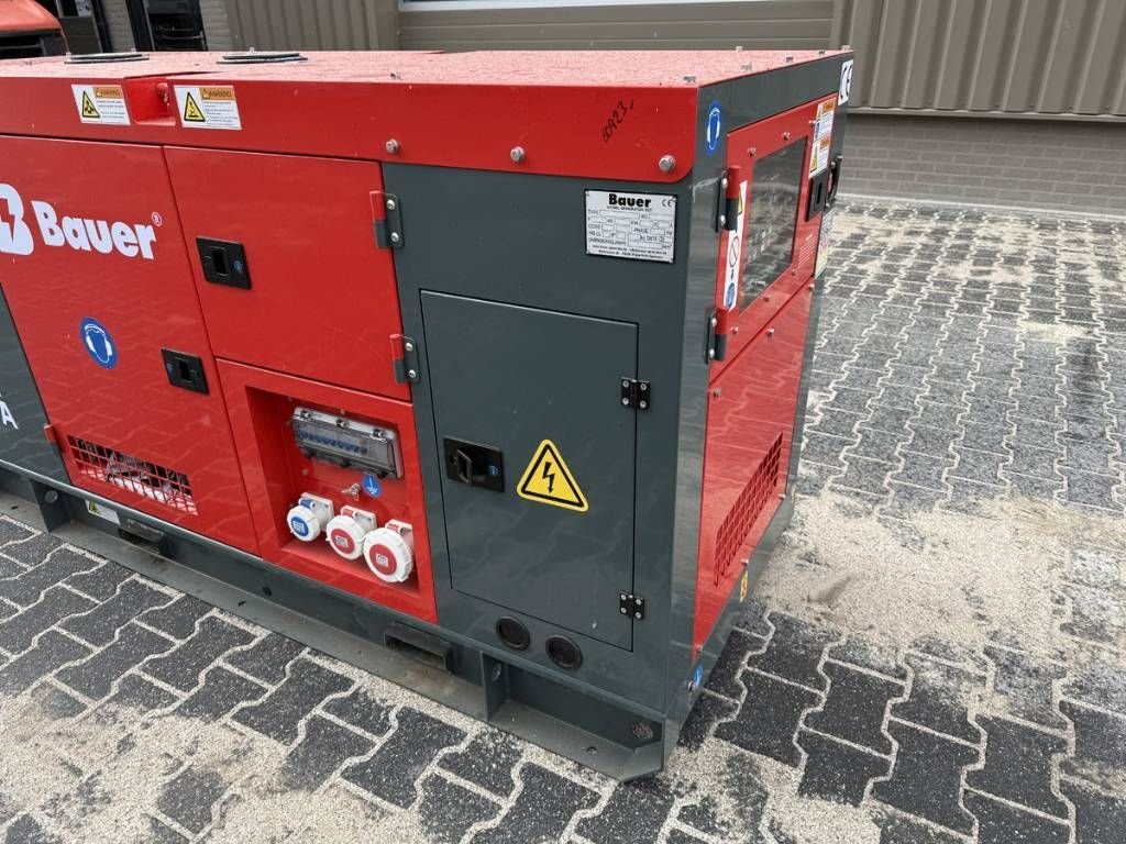Notstromaggregat des Typs Bauer 15 KVA, Neumaschine in Luttenberg (Bild 2)