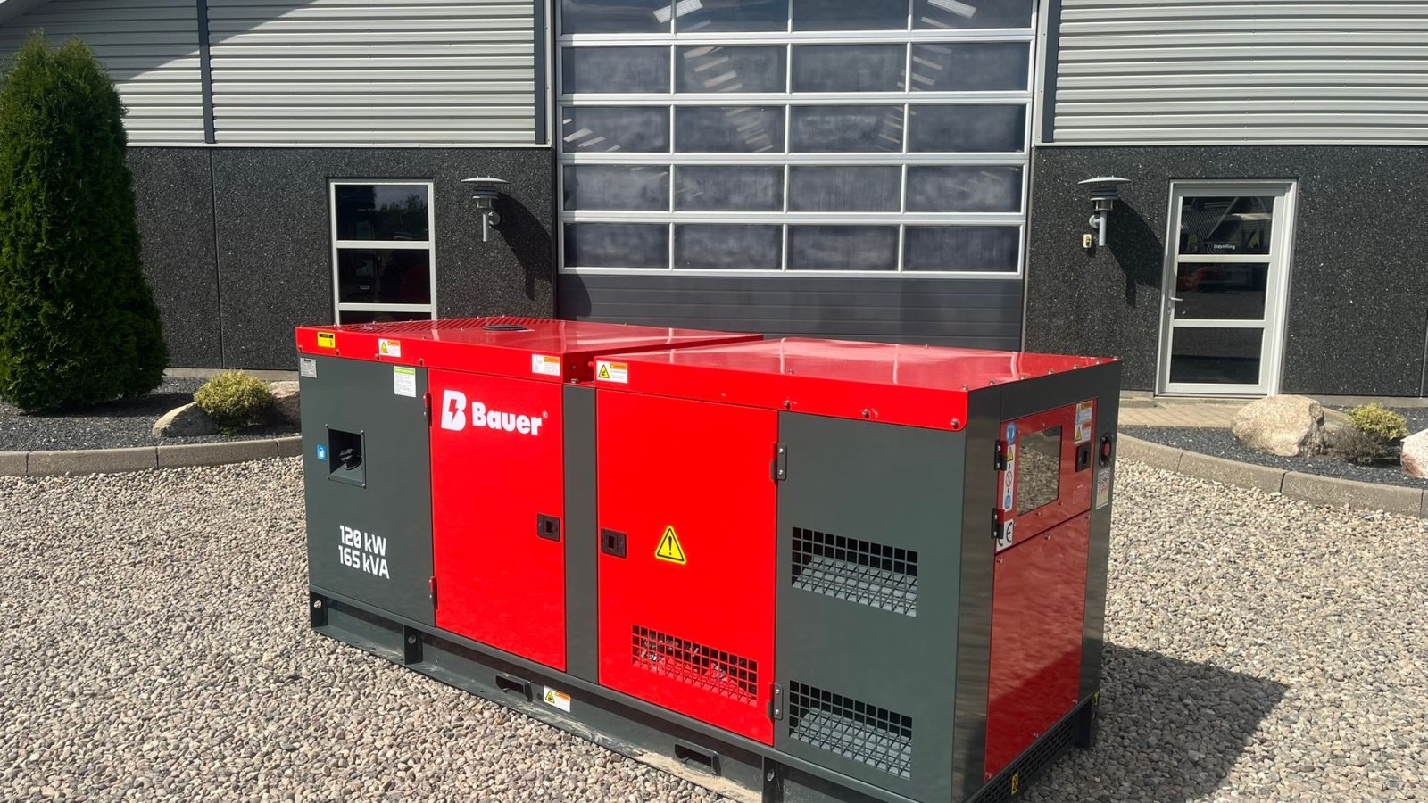 Notstromaggregat des Typs Bauer GFS-120 ATS, 120 kW/150 kVA Fabriksny generator, Gebrauchtmaschine in Lintrup (Bild 13)