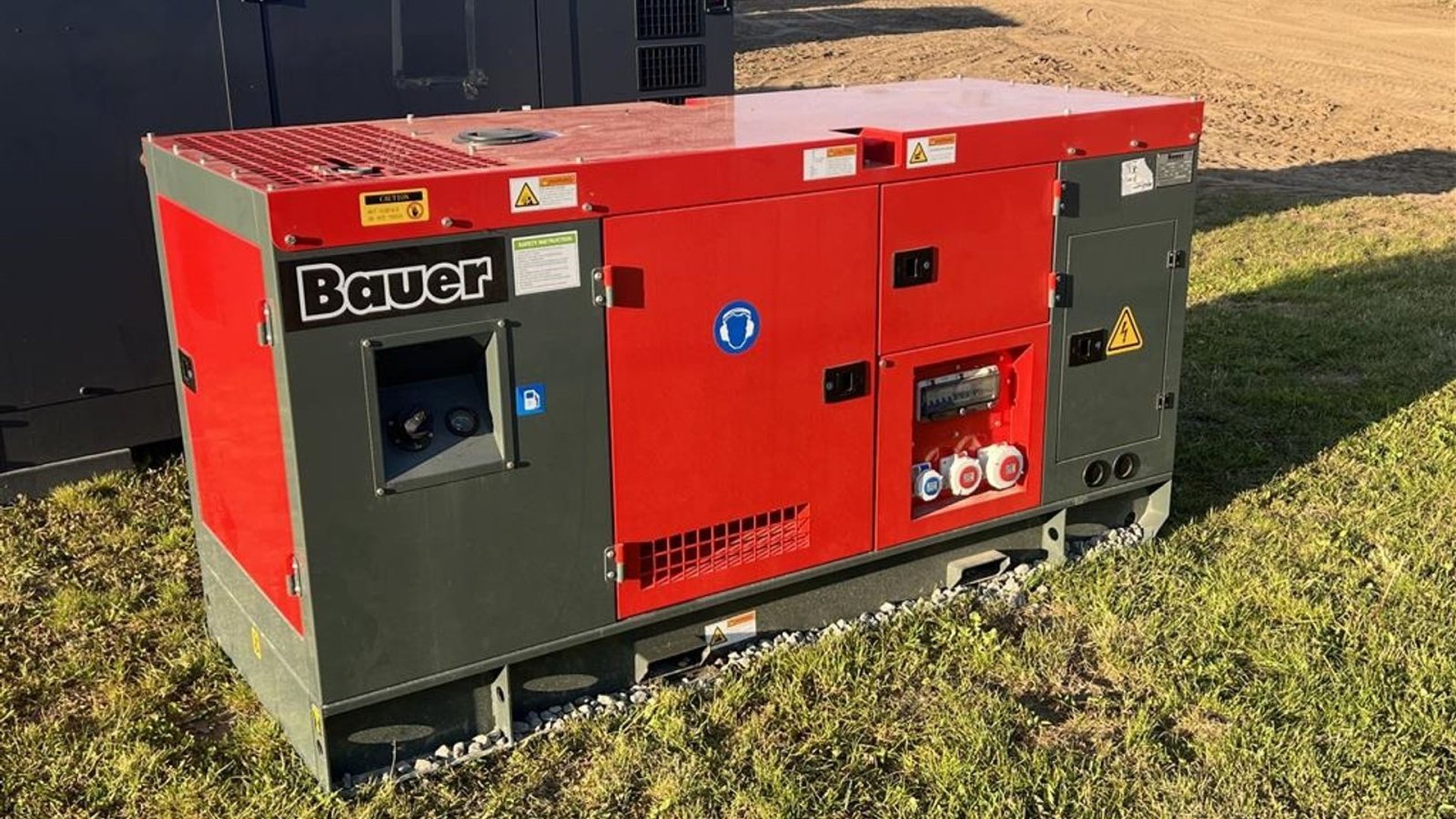 Notstromaggregat Türe ait Bauer GFS-40 ATS, 40 kW/50 kVA, Gebrauchtmaschine içinde Tønder (resim 3)