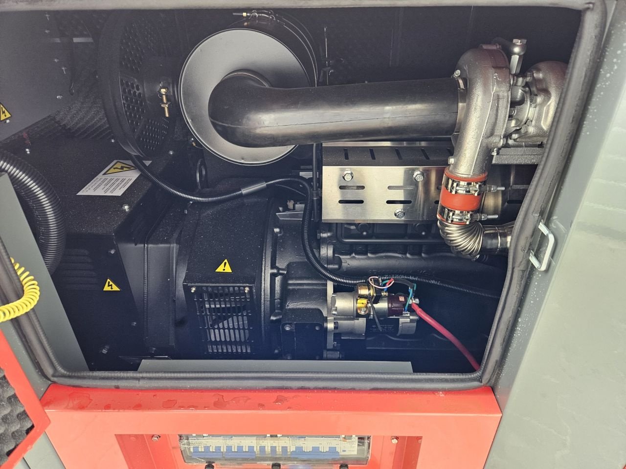 Notstromaggregat des Typs Bauer GFS80Kw 110Kva, Neumaschine in Veldhoven (Bild 5)