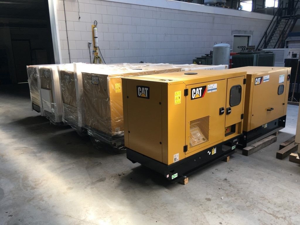 Notstromaggregat des Typs Caterpillar C2.2 22 kVA Silent generatorset New, Neumaschine in VEEN (Bild 9)