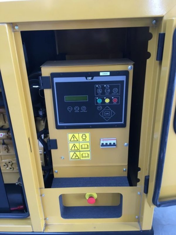 Notstromaggregat des Typs Caterpillar C2.2 22 kVA Silent generatorset New, Neumaschine in VEEN (Bild 11)