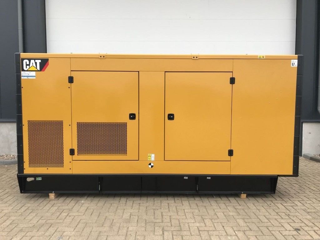 Notstromaggregat des Typs Caterpillar C9 300 kVA Supersilent Generatorset New !, Neumaschine in VEEN (Bild 1)