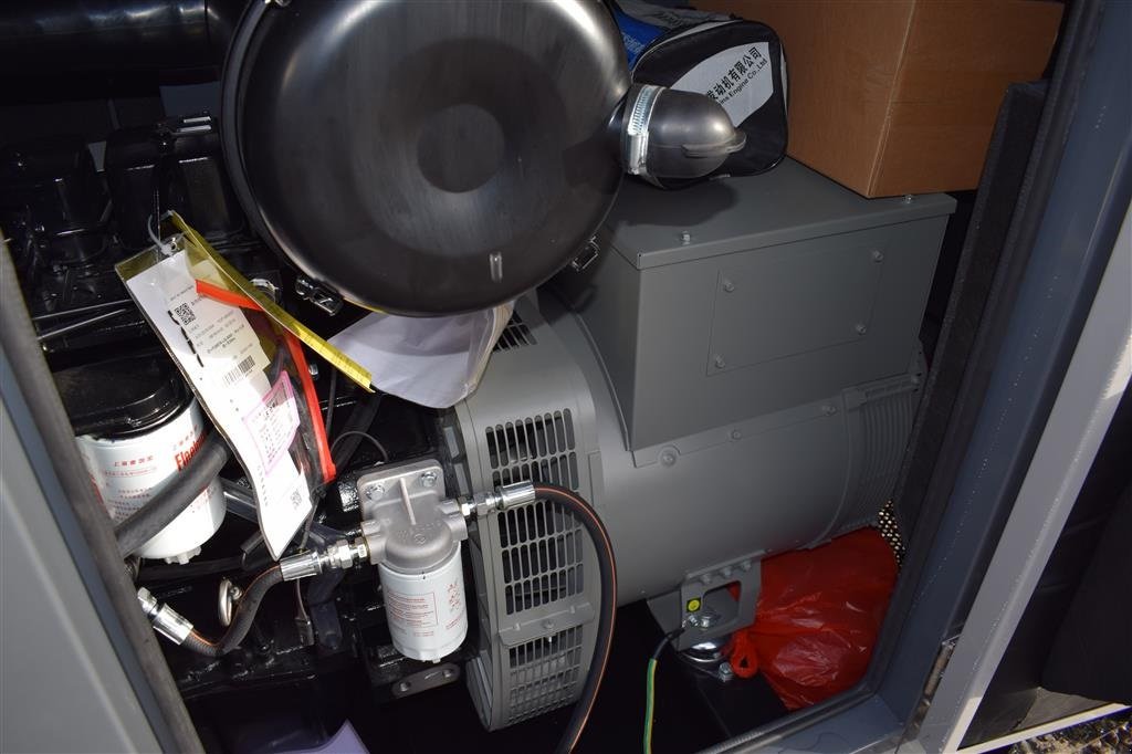 Notstromaggregat des Typs Cummins 138 KvA, Gebrauchtmaschine in Rødekro (Bild 9)