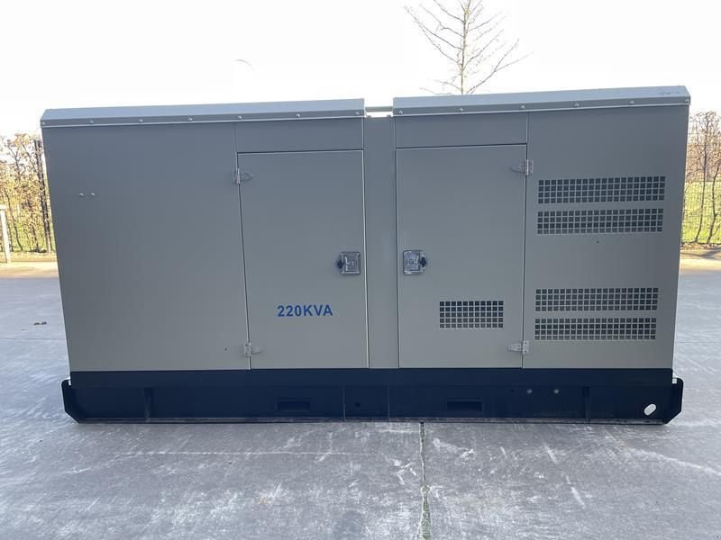 Notstromaggregat типа Cummins 220 kVA, Gebrauchtmaschine в Waregem (Фотография 4)