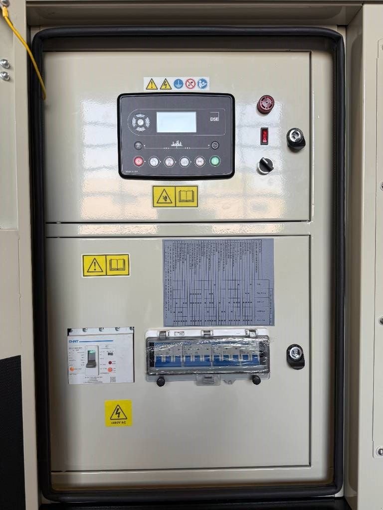 Notstromaggregat of the type Cummins 4BT3.9-G2 - 45 kVA Generator - DPX-19831, Neumaschine in Dordrecht (Picture 9)