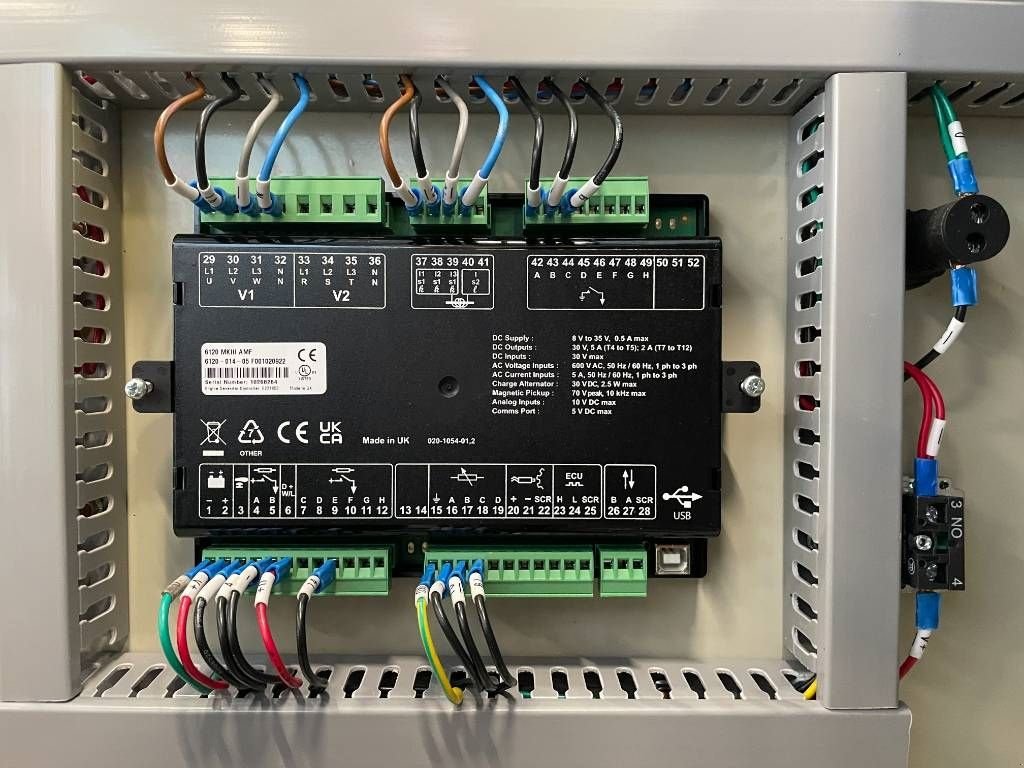 Notstromaggregat of the type Cummins 4BTA3.9-G11 - 88 kVA Generator - DPX-19834, Neumaschine in Dordrecht (Picture 11)