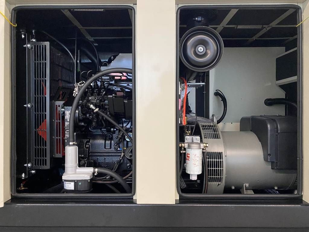 Notstromaggregat Türe ait Cummins 4BTA3.9-G2 - 66 kVA Generator - DPX-19833, Neumaschine içinde Dordrecht (resim 11)