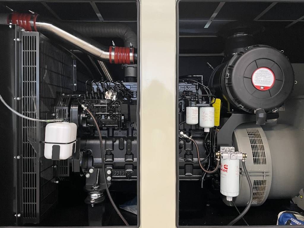 Notstromaggregat του τύπου Cummins 6LTAA9.5-G1 - 360 kVA Generator - DPX-19843, Neumaschine σε Dordrecht (Φωτογραφία 9)