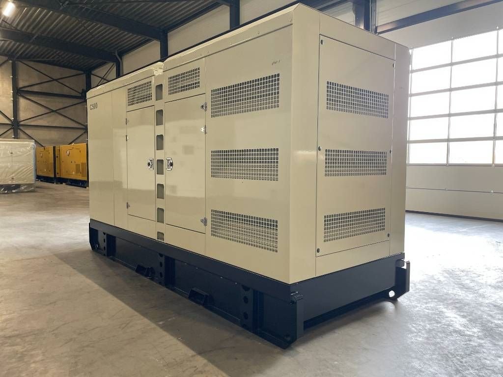 Notstromaggregat of the type Cummins 6ZTAA13-G4 - 500 kVA Generator - DPX-19845, Neumaschine in Dordrecht (Picture 3)