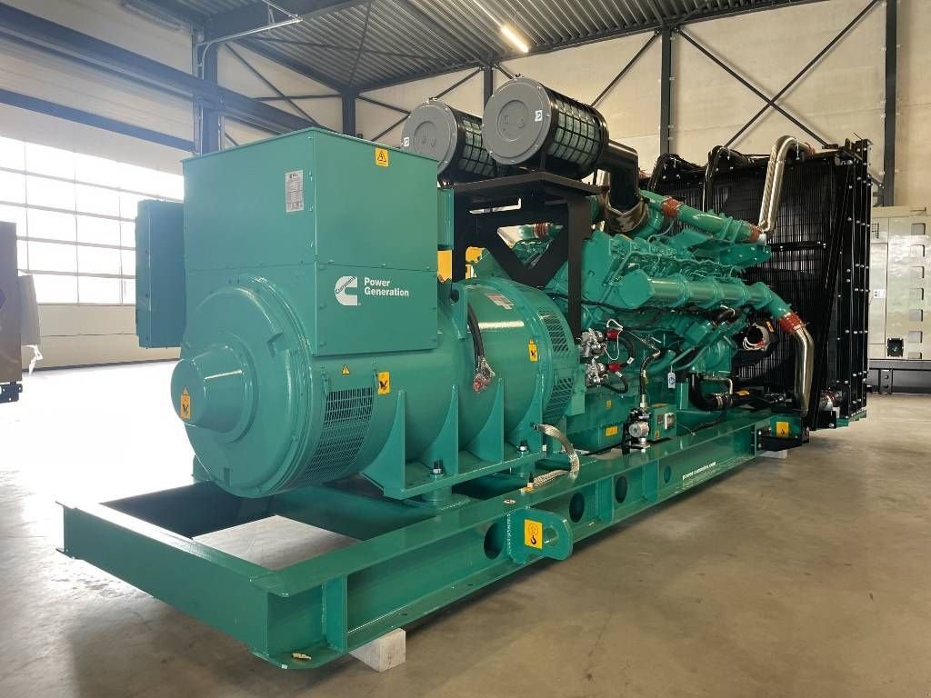Notstromaggregat of the type Cummins C2250D5E - 2.250 kVA Genset - QSK50 - DPX-18536-B, Neumaschine in Dordrecht (Picture 4)