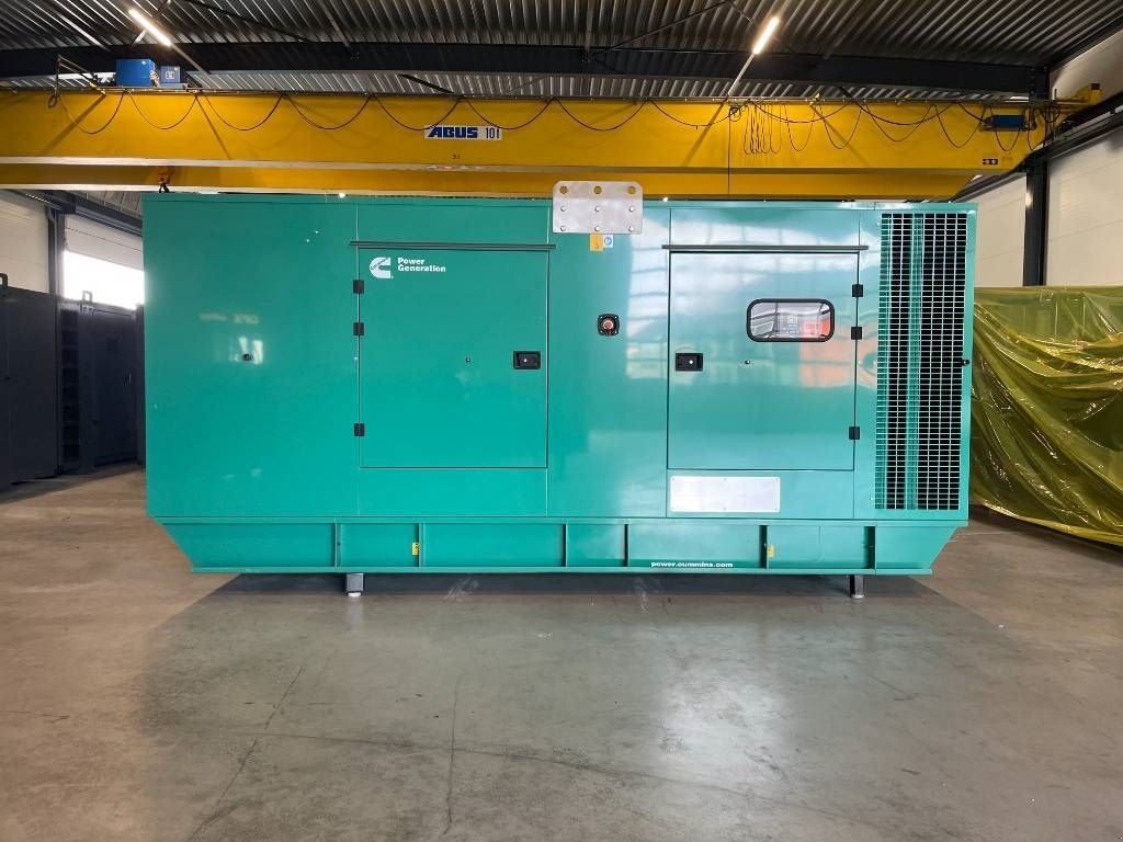 Notstromaggregat des Typs Cummins C550D5 - 550 kVA Generator - DPX-18522, Neumaschine in Dordrecht (Bild 1)