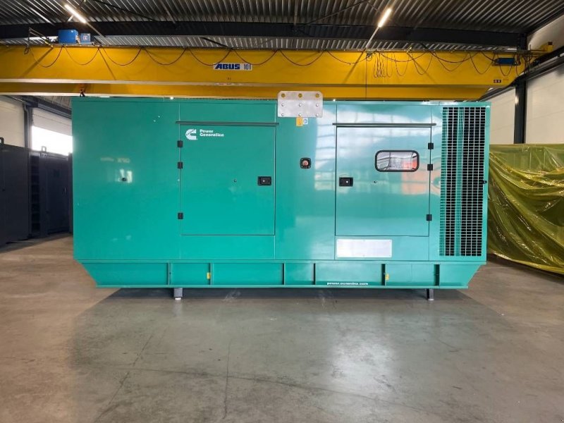 Notstromaggregat of the type Cummins C550D5 - 550 kVA Generator - DPX-18522, Neumaschine in Dordrecht (Picture 1)