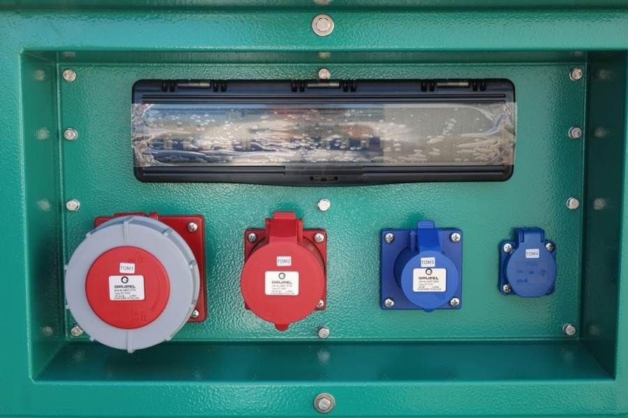 Notstromaggregat typu Cummins C55D5EQ Declaration of Conformity, Diesel, 55kVA,, Gebrauchtmaschine v Groenlo (Obrázek 10)