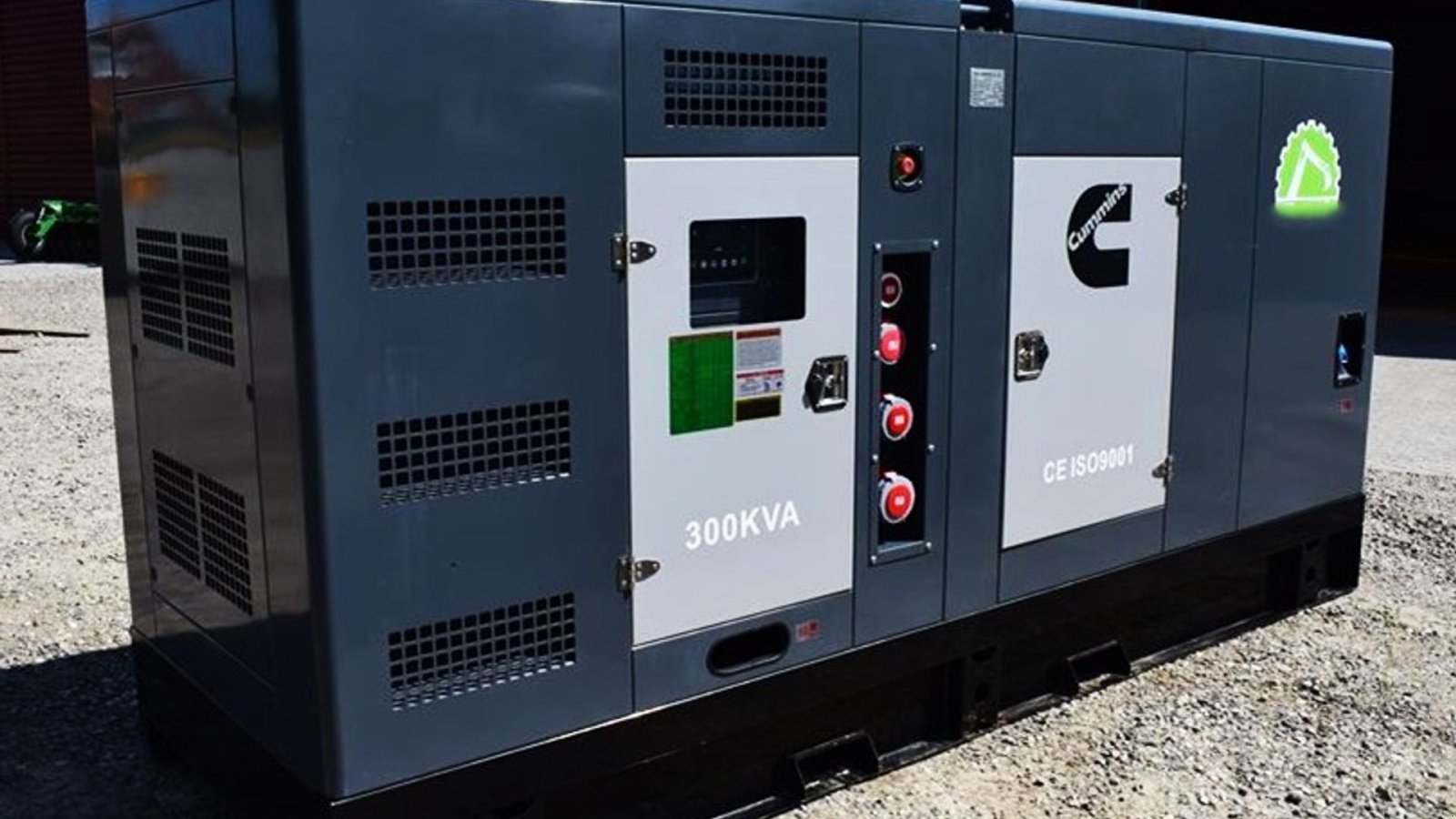 Notstromaggregat typu Cummins Generator / fabriksnye / fra 18 KVA til 500 KVA / Leroy Somer, Gebrauchtmaschine v Arden (Obrázek 3)