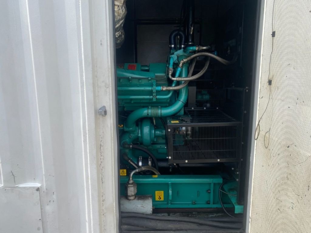 Notstromaggregat типа Cummins KTA 50 GS8 C1675 D5 1675 kVA Silent generatorset in 40 ft contai, Gebrauchtmaschine в VEEN (Фотография 4)