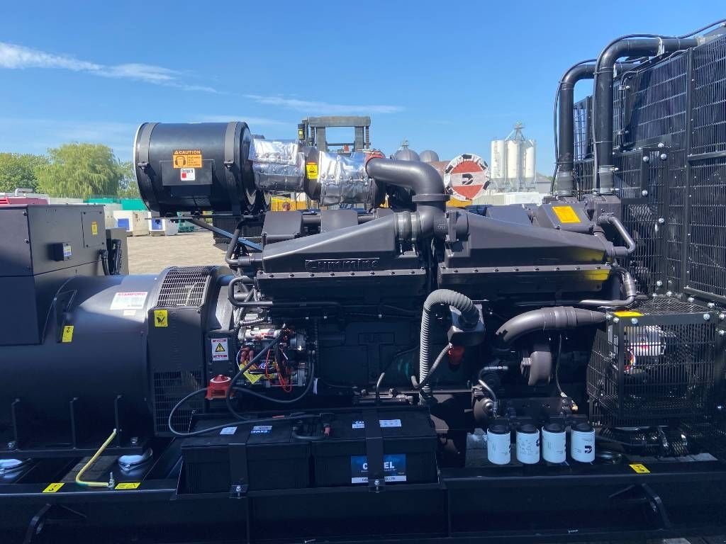 Notstromaggregat des Typs Cummins KTA38-G5 - 1.100 kVA Generator - DPX-18814, Neumaschine in Dordrecht (Bild 9)