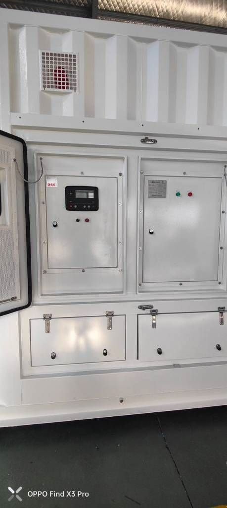 Notstromaggregat des Typs Cummins KTA50-G16A - 2.000 kVA Generator - DPX-19849.8, Neumaschine in Dordrecht (Bild 7)